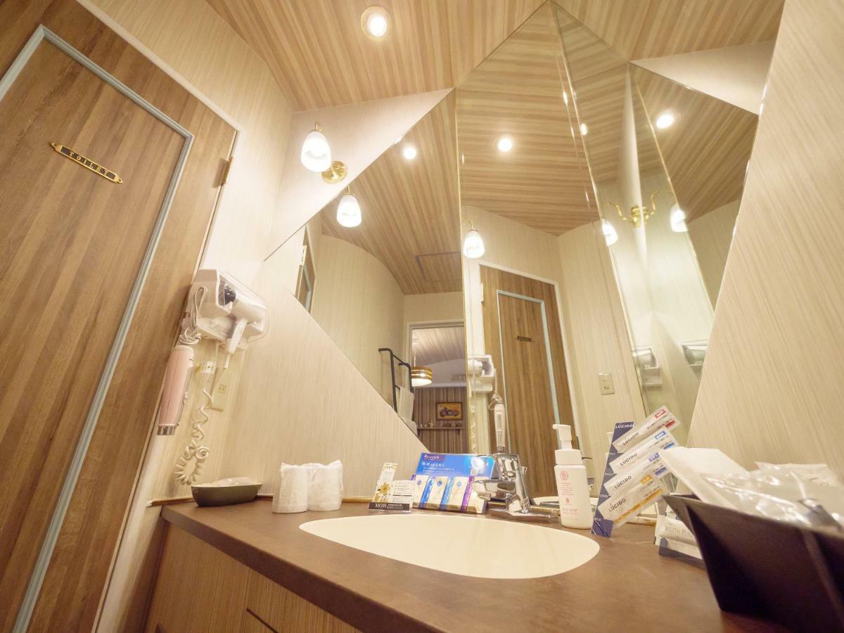 Loft Hotel Tokyo #Meguro Zewnętrze zdjęcie